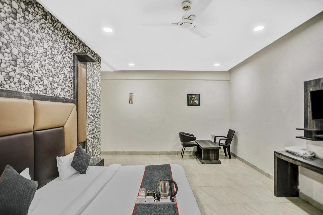 Townhouse 22956 Hotel Grand Residency Delhi Zewnętrze zdjęcie