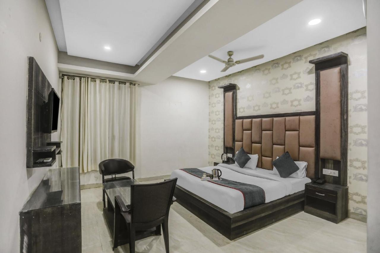 Townhouse 22956 Hotel Grand Residency Delhi Zewnętrze zdjęcie