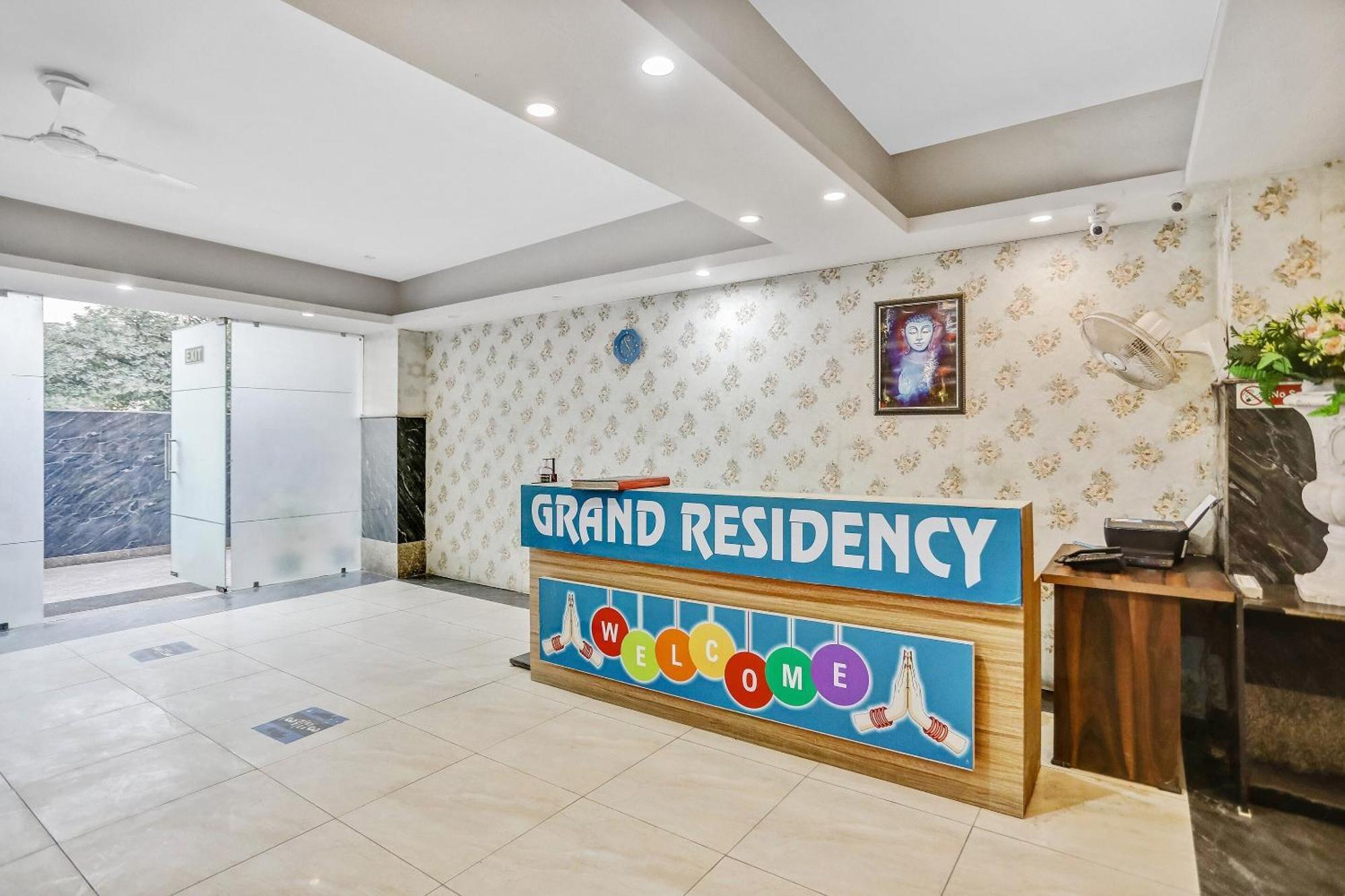 Townhouse 22956 Hotel Grand Residency Delhi Zewnętrze zdjęcie
