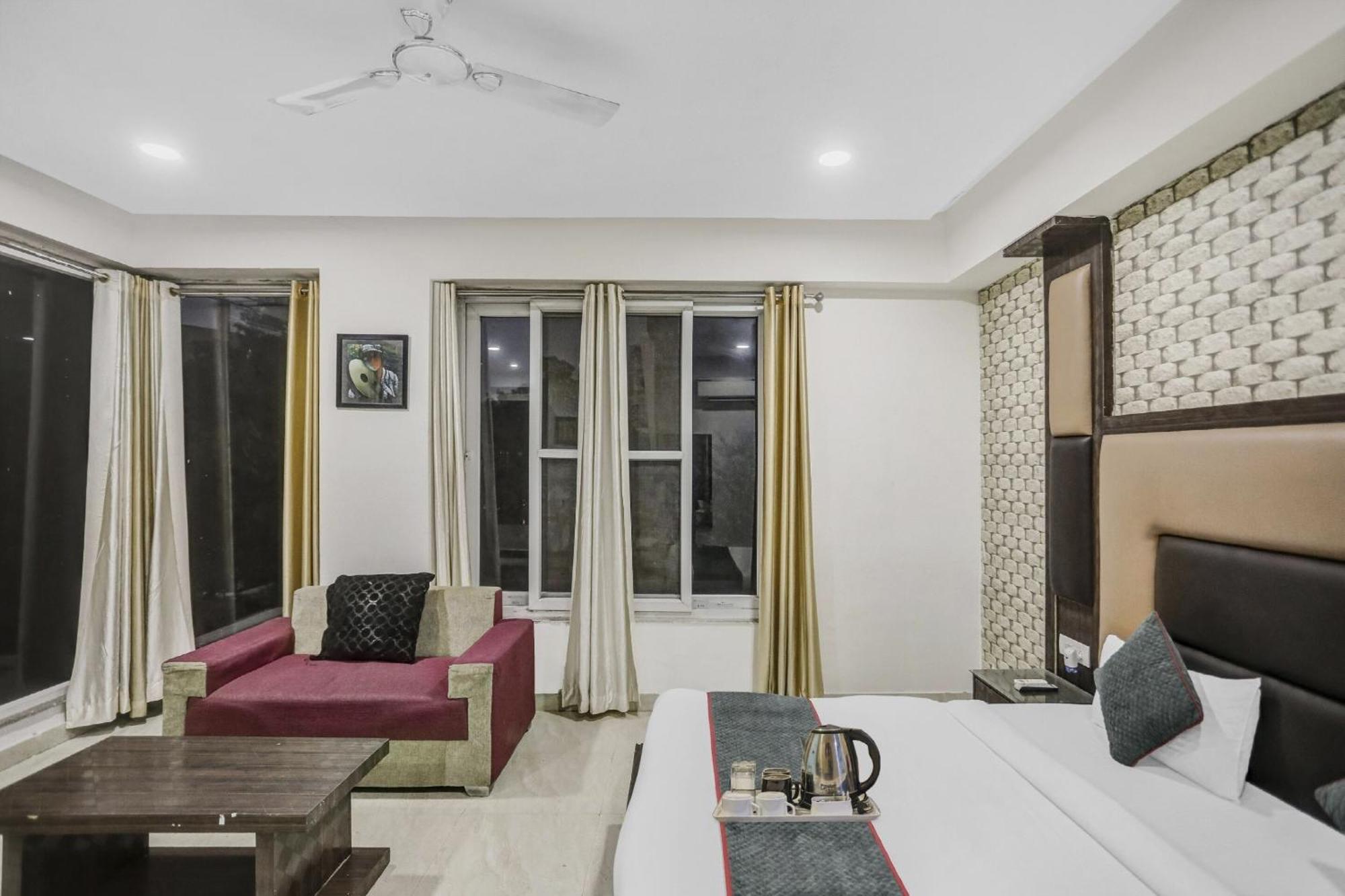 Townhouse 22956 Hotel Grand Residency Delhi Zewnętrze zdjęcie