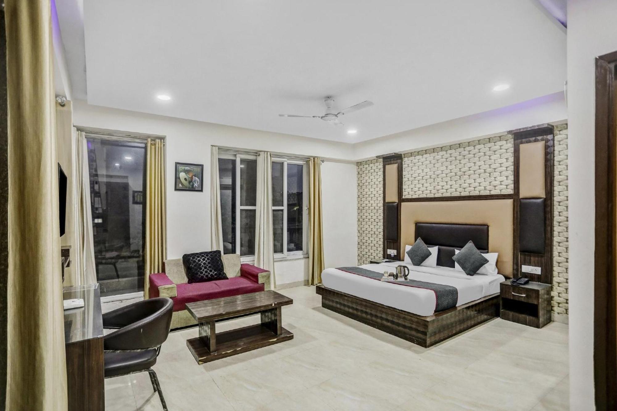 Townhouse 22956 Hotel Grand Residency Delhi Zewnętrze zdjęcie